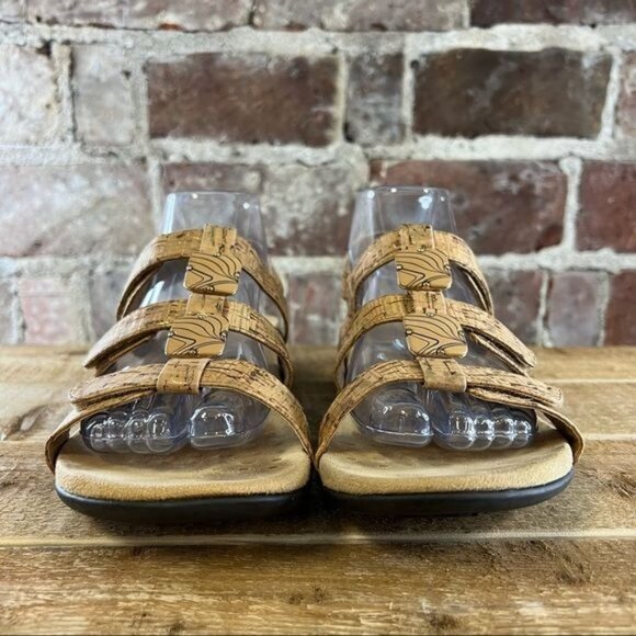 Vionic Rest Amber Cork Triple Strap Tan Sandals Sz 7 - Picture 4 of 12